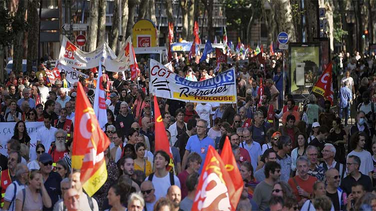 Thousands strike in France for higher wages