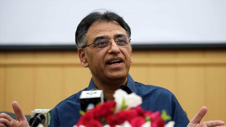 Asad Umar calls out Islamabad law enforcers for 'flouting law'