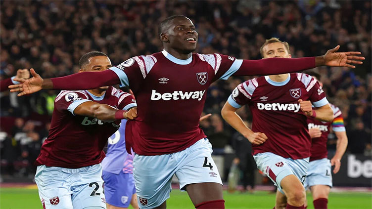 West Ham see off Bournemouth 2-0 amid VAR controversy