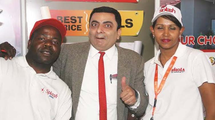 Zimbabwe fan seeks revenge from Pak for being scammed by fake Mr. Bean