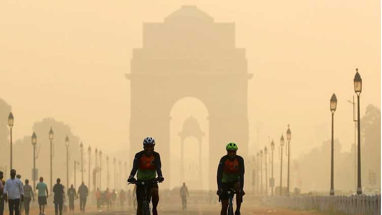  Delhi stops construction as pollution set to worsen from Tuesday