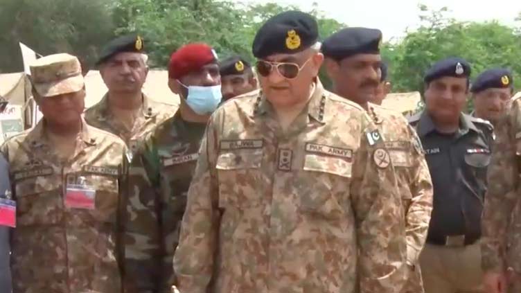 COAS visits flood affected area of Rojhan, district Rajanpur