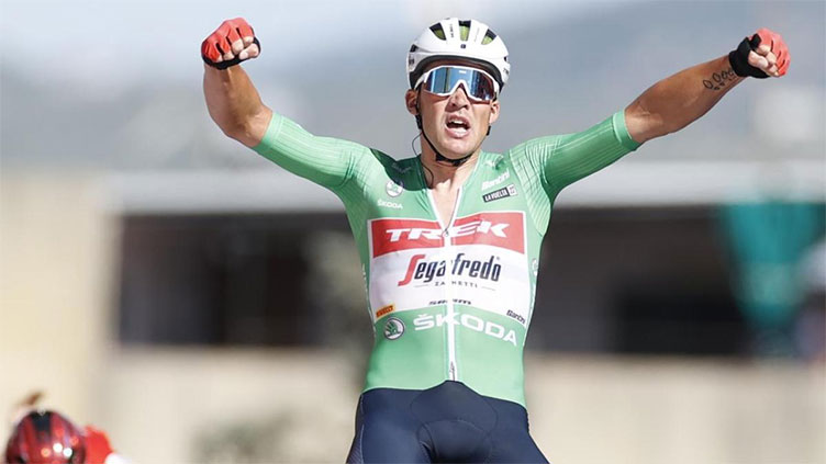 Pedersen powers to win stage 13 in Vuelta