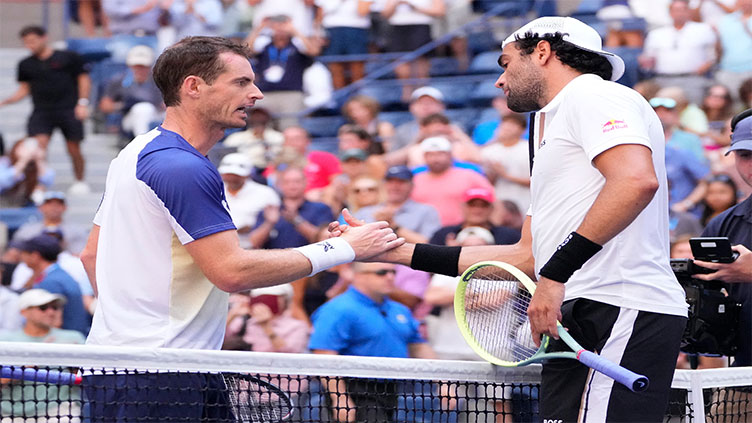 Berrettini regroups to down Murray in US Open third round