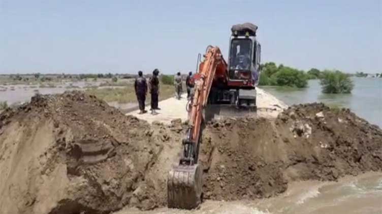  Manchhar Lake cut: Army, Rangers deployed to assist civil administration