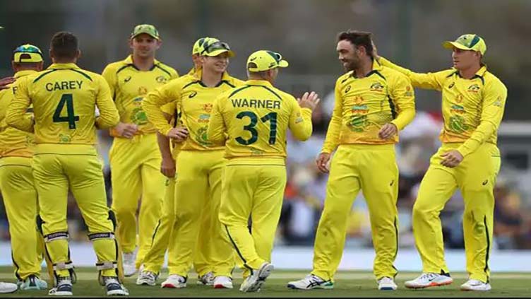 Spectacular Maxwell takes four to restrict New Zealand in first ODI