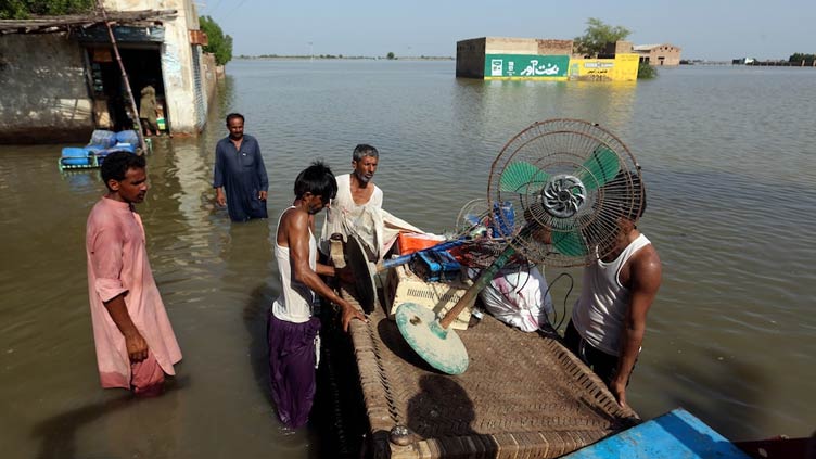 Breach at Manchhar Lake's zero point submerges over 500 villages