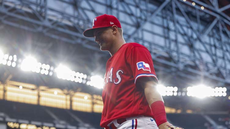 Josh Jung, Texas Rangers third baseman, has injured shoulder