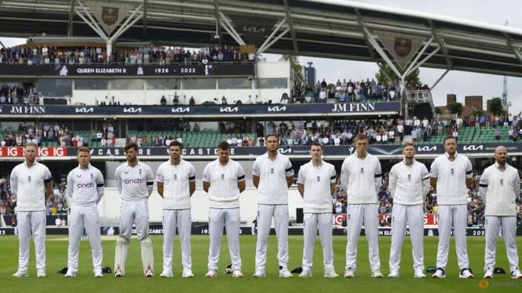 Third test underway at The Oval as respect shown to Queen Elizabeth