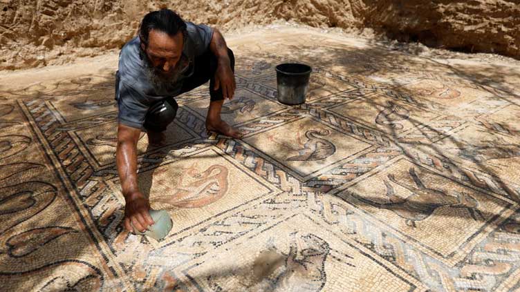 Gaza farmer unearths Byzantine-era mosaic