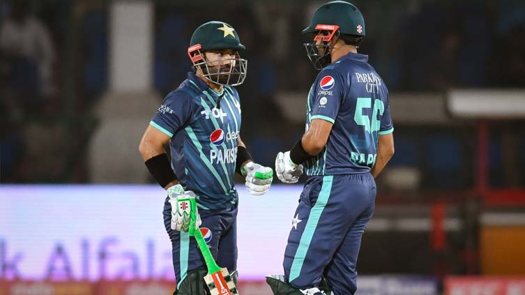 Rizwan responds to question on criticism on his, Babar's strike rate