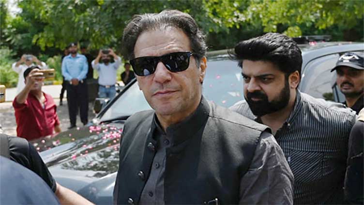 IHC holds back indictment as Khan willing to apologize to female judge  