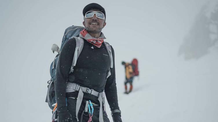 Sajid Sadpara becomes first Pakistani to scale Manaslu Peak without oxygen