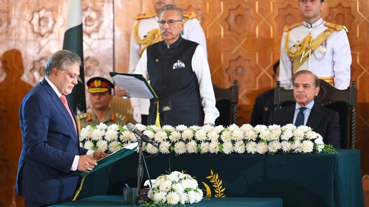 Ishaq Dar takes oath as Finance Minister