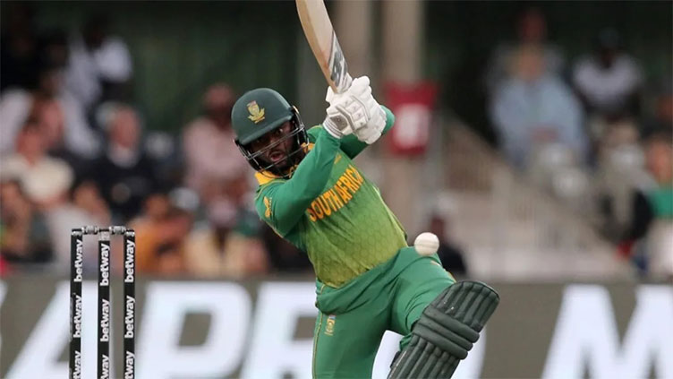 Magala and Bavuma help South Africa cruise to victory