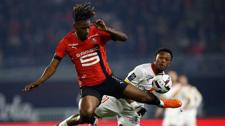 Openda still on fire as Lens jump up to second with Rennes win