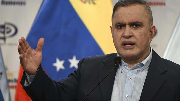 Venezuela corruption probe nets 42 officials