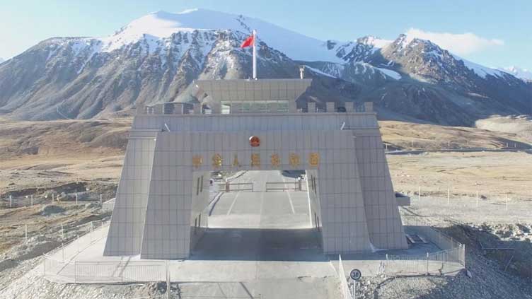 Khunjerab Pass opens for Pak-China trade after three years