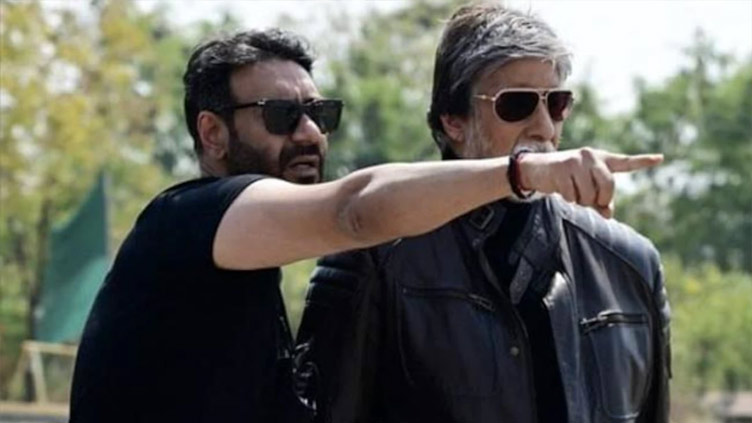 Ajay Devgn shares stunt with Amitabh Bachchan 