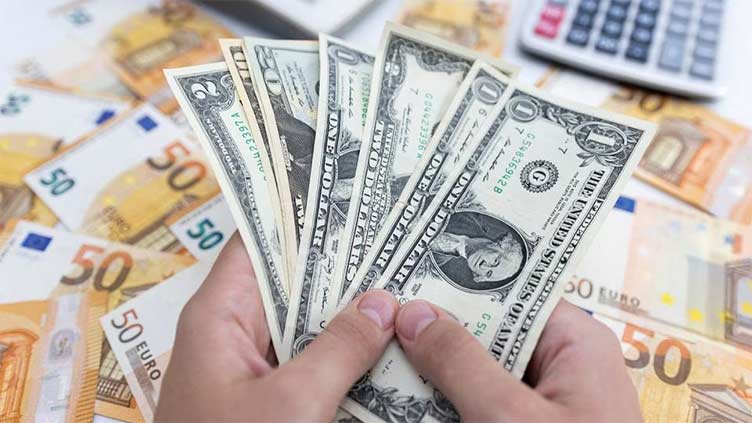 Dollar gains as surprise OPEC+ cut adds to inflation conundrum