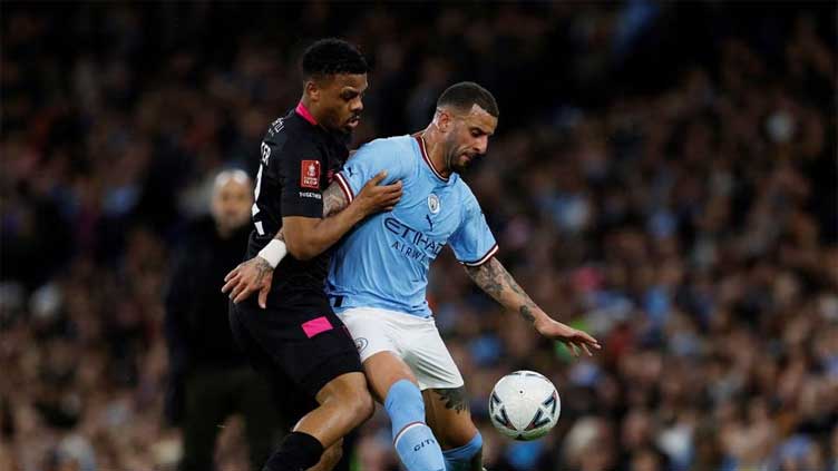 Walker cannot play as inverted full back in City's system - Guardiola