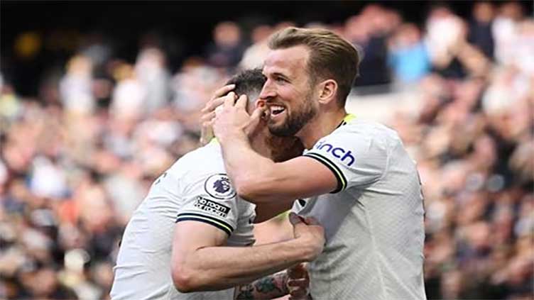 Kane keeps Spurs top-four hopes ticking with winner against Brighton