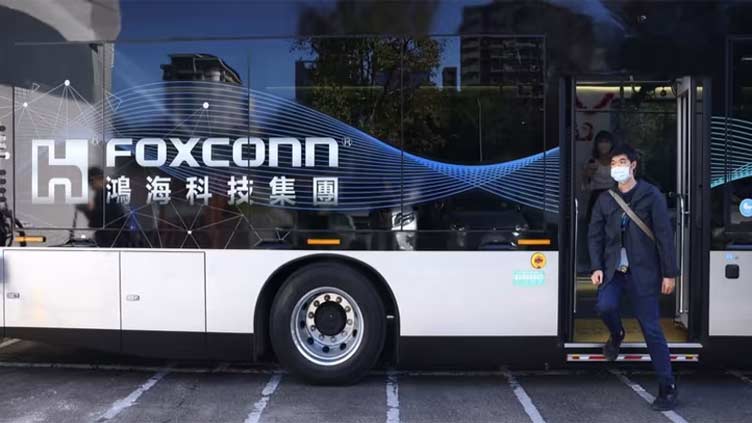 Foxconn plans $800 million investment in southern Taiwan