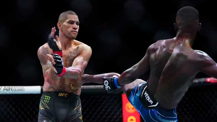 Adesanya stuns Pereira to reclaim UFC middleweight crown