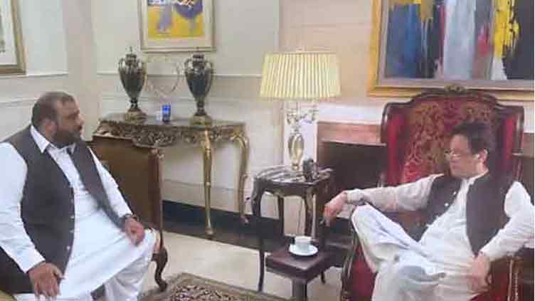 Imran interviews potential candidates for Punjab Assembly elections