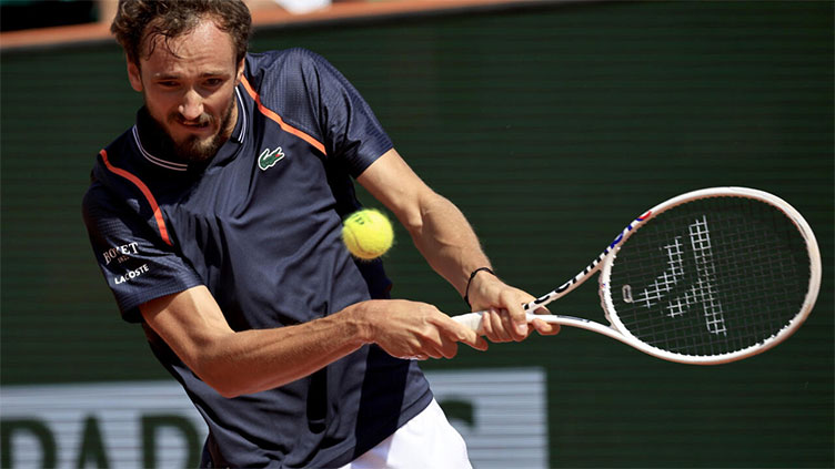 Medvedev sets up Zverev clash in Monte Carlo