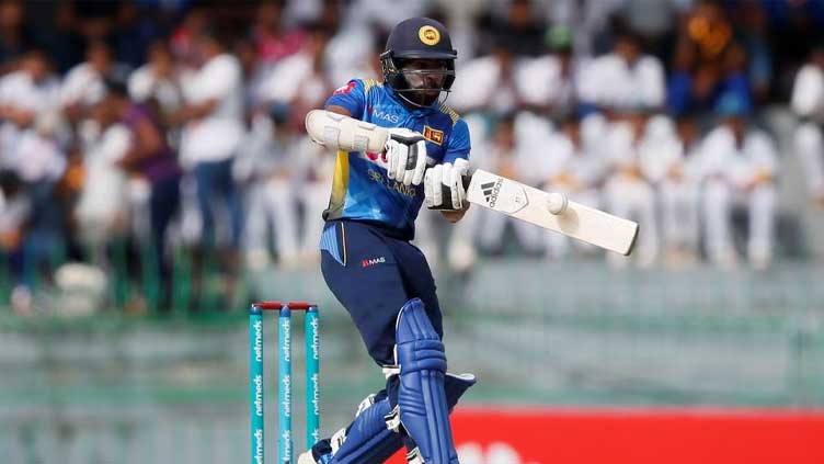 Sri Lanka drop Dickwella, Samarawickrama returns