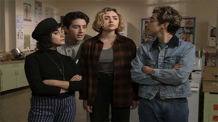 Peyton List becomes a leader thanks to 'School Spirits'