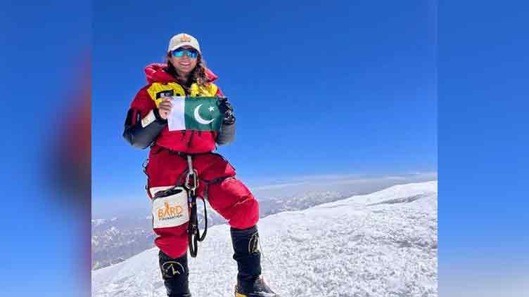 Naila Kiani becomes first Pakistani woman to scale Annapurna peak in Nepal