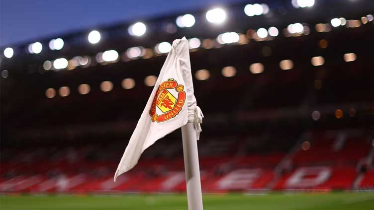 Manchester United tanks on report Glazers may avoid sale with new investment