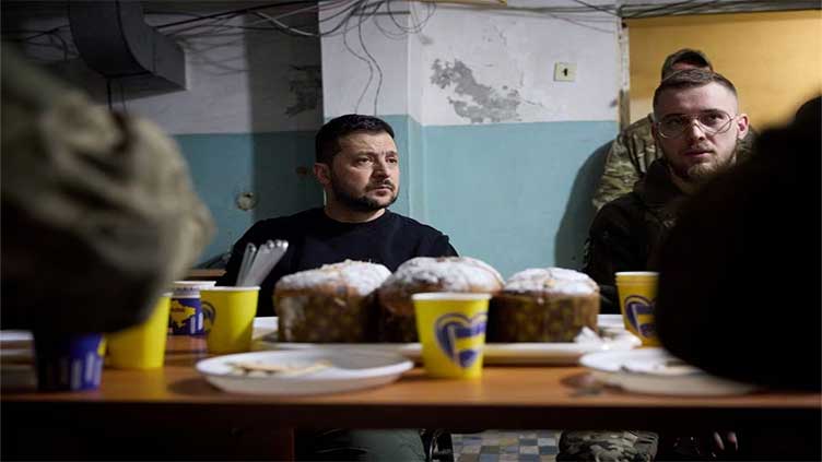 Zelenskiy praises troops during visit to eastern Ukraine