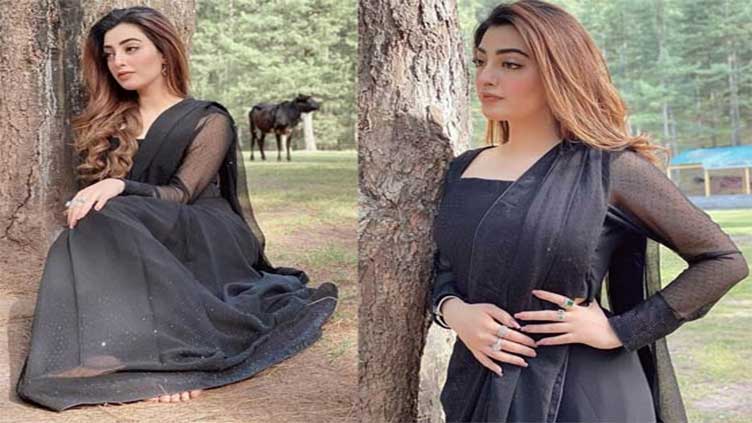 Nawal Saeed's black saree photoshoot goes viral on social media