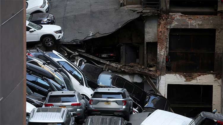 At least one dead, five injured in Manhattan parking structure collapse