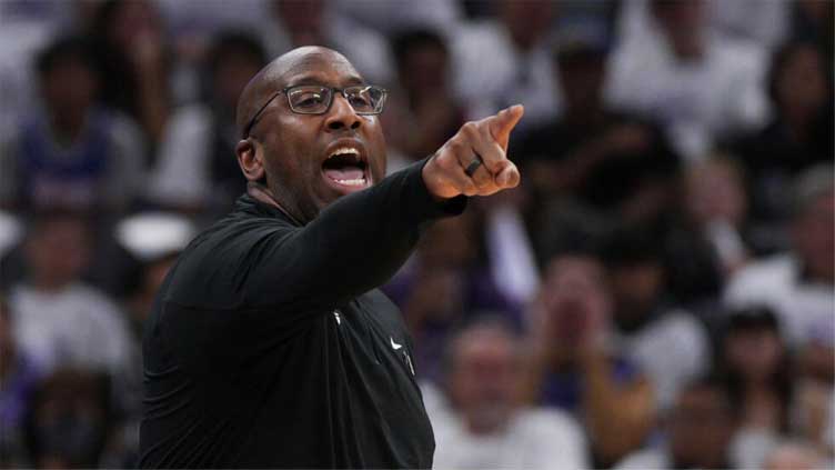 Kings' Brown unanimous NBA coach of the year