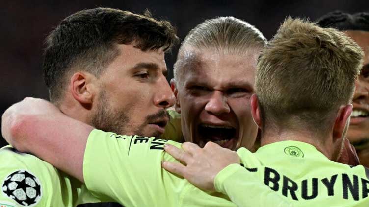 Man City hit their stride for tilt at Man Utd's treasured treble