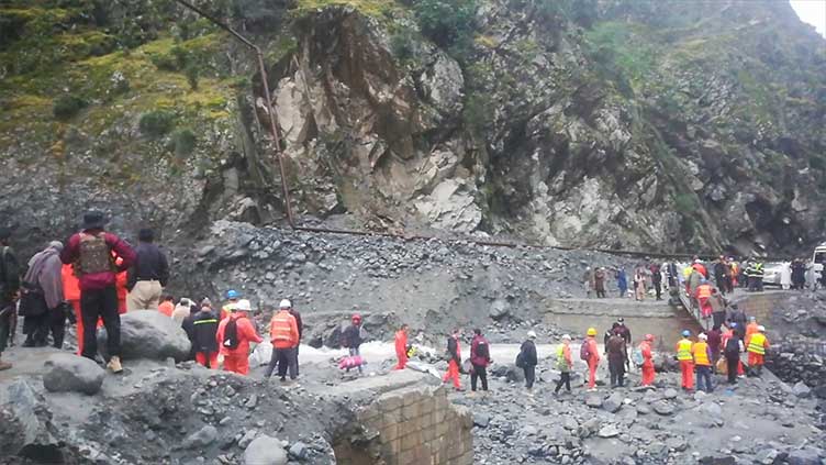 Glacier burst prompts road closure in Kaghan, tourists warned