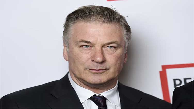 Prosecutors will dismiss manslaughter charge against Alec Baldwin 