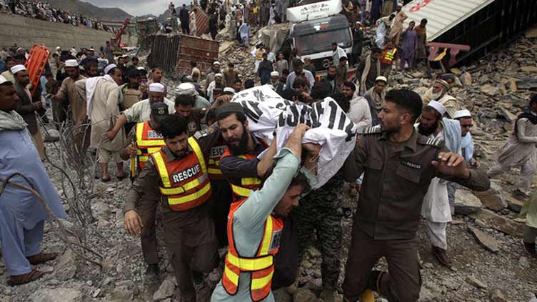 Rescue operation at site of landslide on Torkham border completed