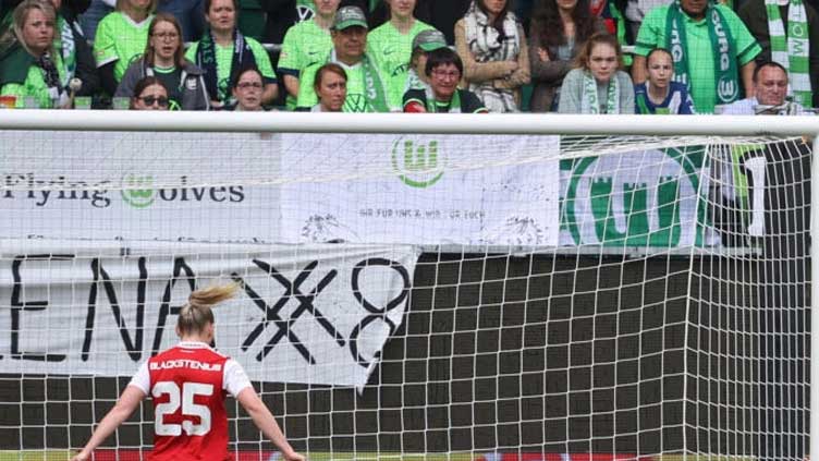 Arsenal battle for Wolfsburg draw in Women's Champions League semi