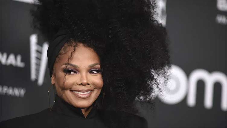 Hawks playoff win pushes Janet Jackson concert back 1 day