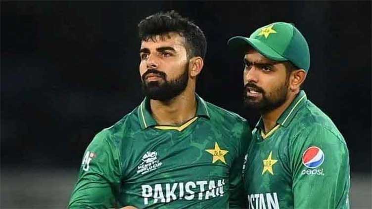 Babar Azam backs Shadab Khan despite lacklustre performance