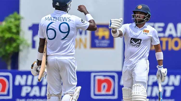 Rare Test feat matched as Sri Lanka rack up huge total