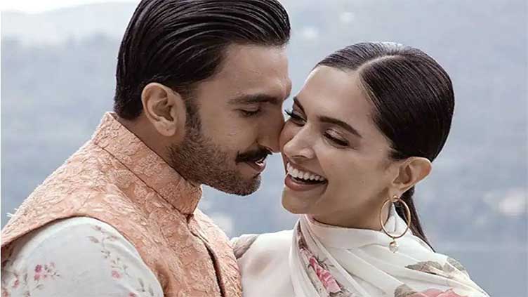 Ranveer Singh describes response of Deepika Padukone's mother to their romance