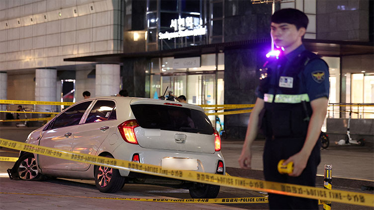 Fourteen hurt in South Korea stabbing incident near Seoul