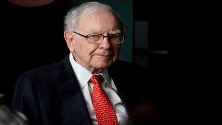 Berkshire posts record operating profit as rising rates boost Buffett's returns