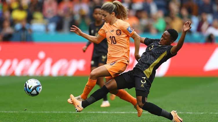 Roord on target as Dutch march past South Africa in last 16